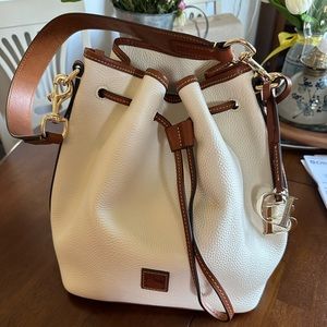 Dooney and Bourke pebble grain drawstring bag